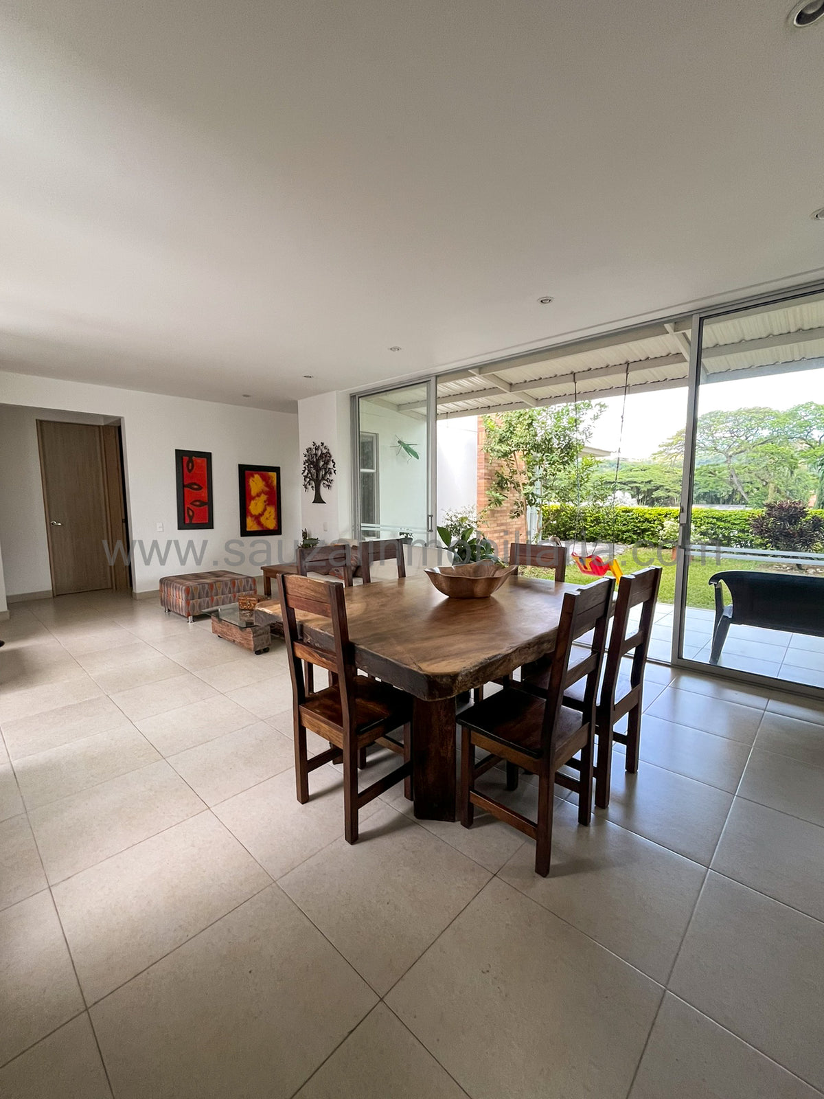 Exclusiva Casa Campestre en Condominio