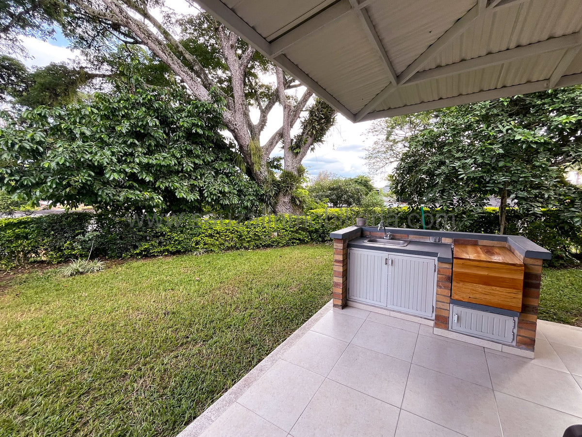 Exclusiva Casa Campestre en Condominio
