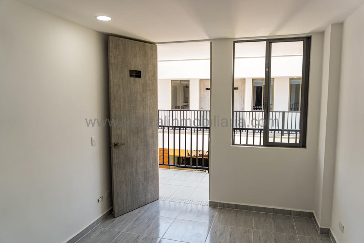Apartamento y Oficina en Santafé Springs
