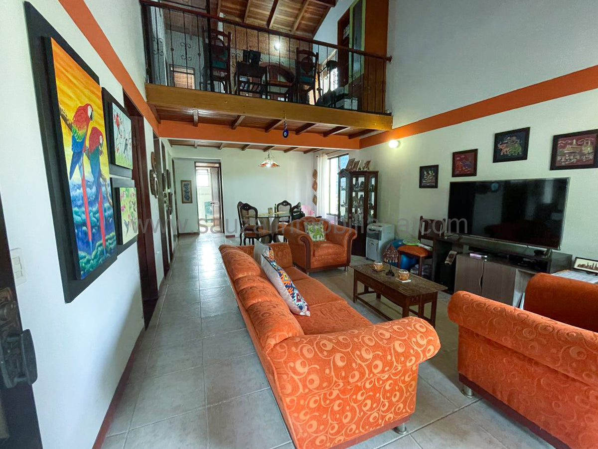 Casa en el Condominio Los Lagos