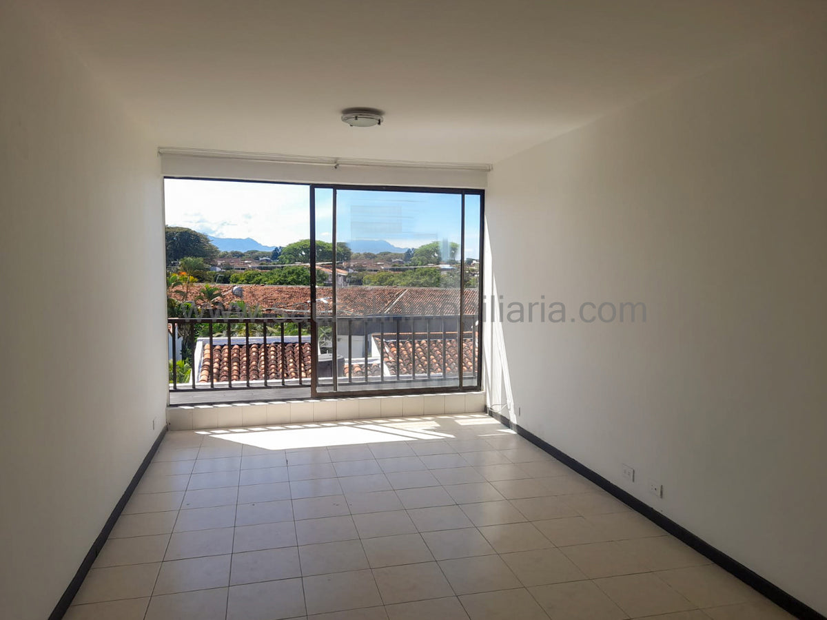 Apartamento en la Urbanización Santa Lucía, Cuarto Piso