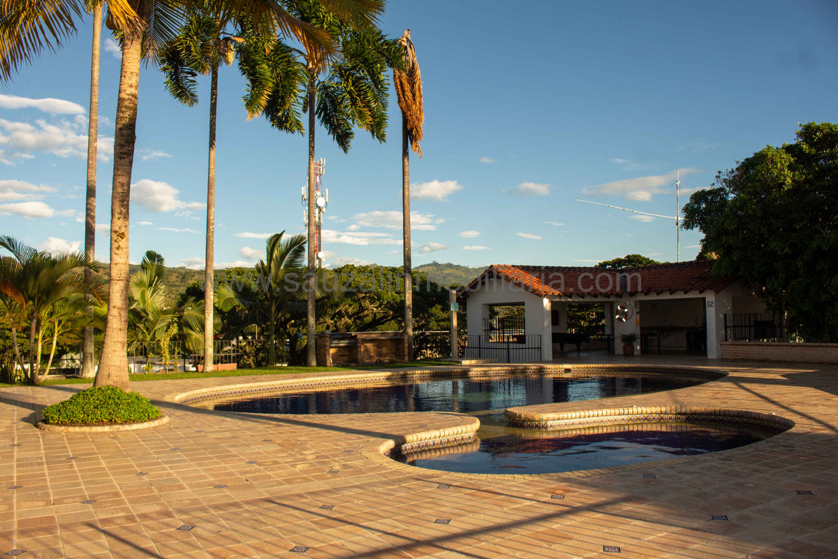 Casa en Exclusivo Condominio Campestre