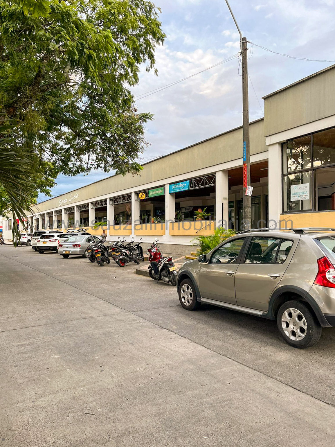 Local Comercial en el CC Santa Lucía