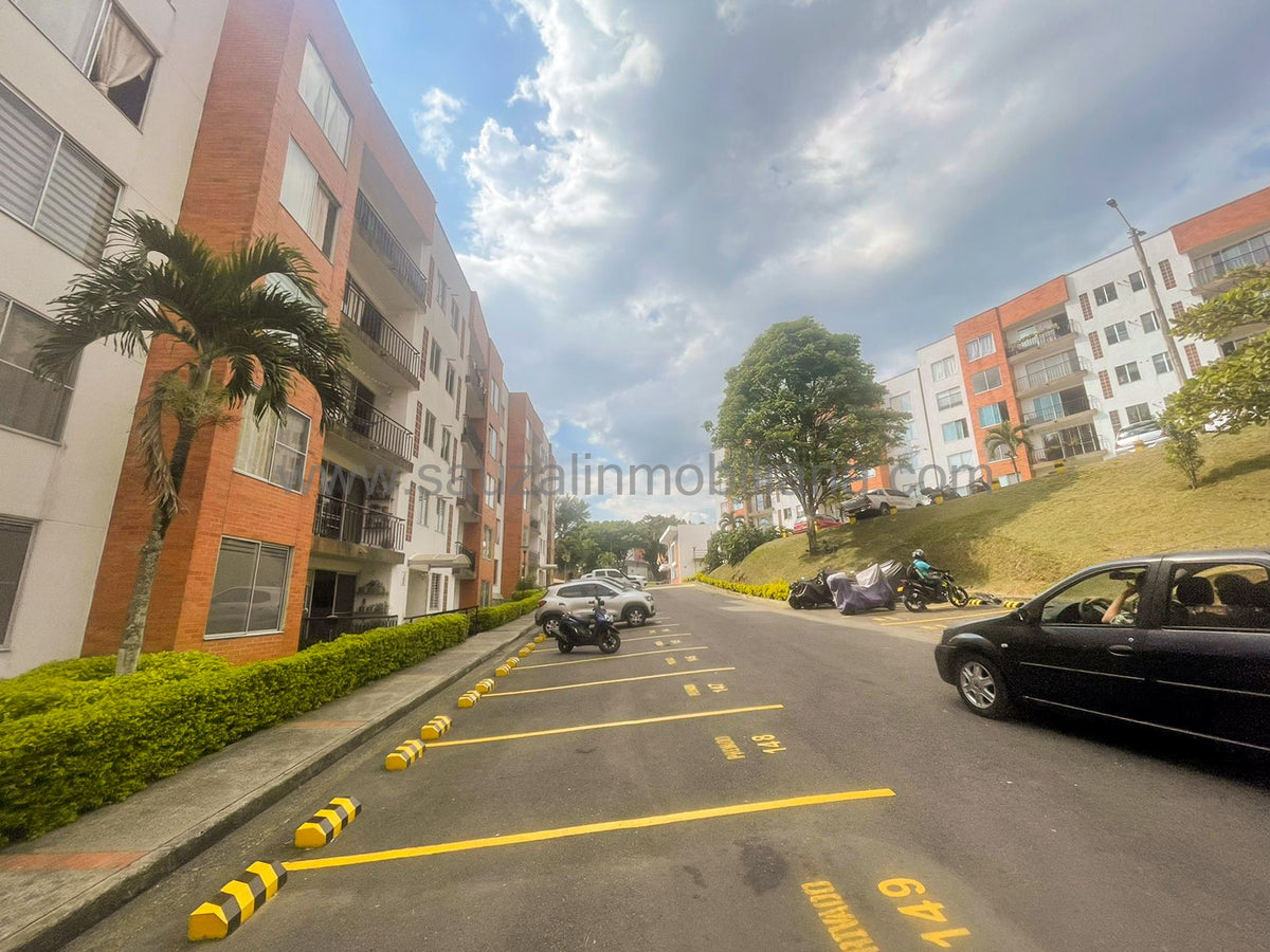 Apartamento en el Conjunto Residencial Senderos de Unicentro