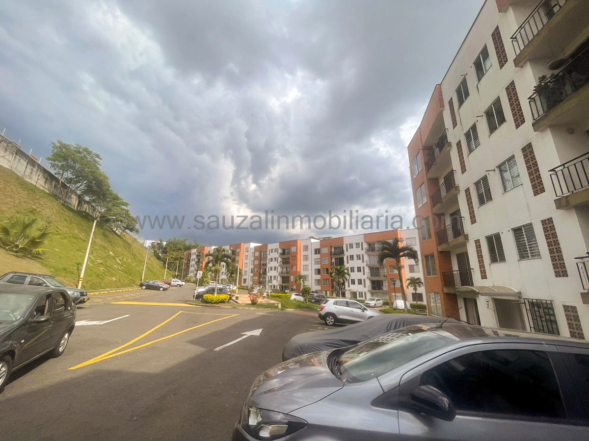 Apartamento en el Conjunto Residencial Senderos de Unicentro