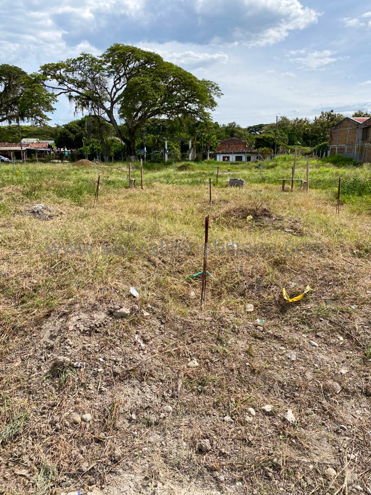 Lote en Urbanización, Sector de Santa Ana Cartago