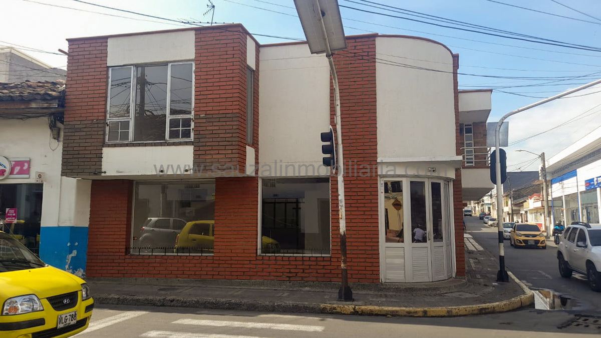 Local Comercial en el sector El Carmen, Sobre la Cra 4