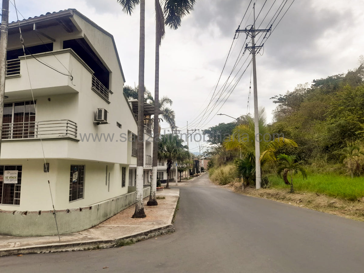 Casa en el Barrio Terrazas del Llano