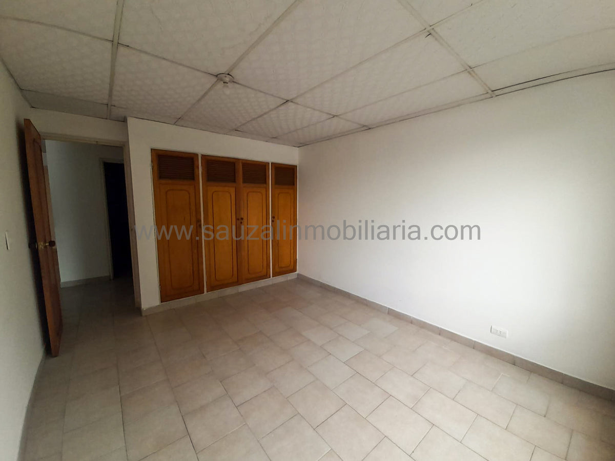 Apartamento en Conjunto Residencial en el Barrio El Llano