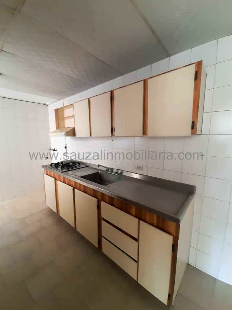 Apartamento en Conjunto Residencial en el Barrio El Llano