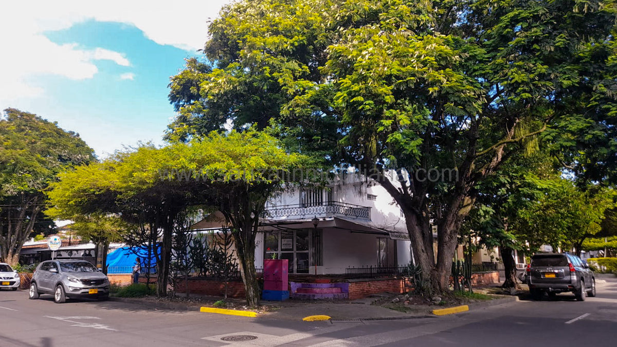 Local Comercial en el Barrio El Prado