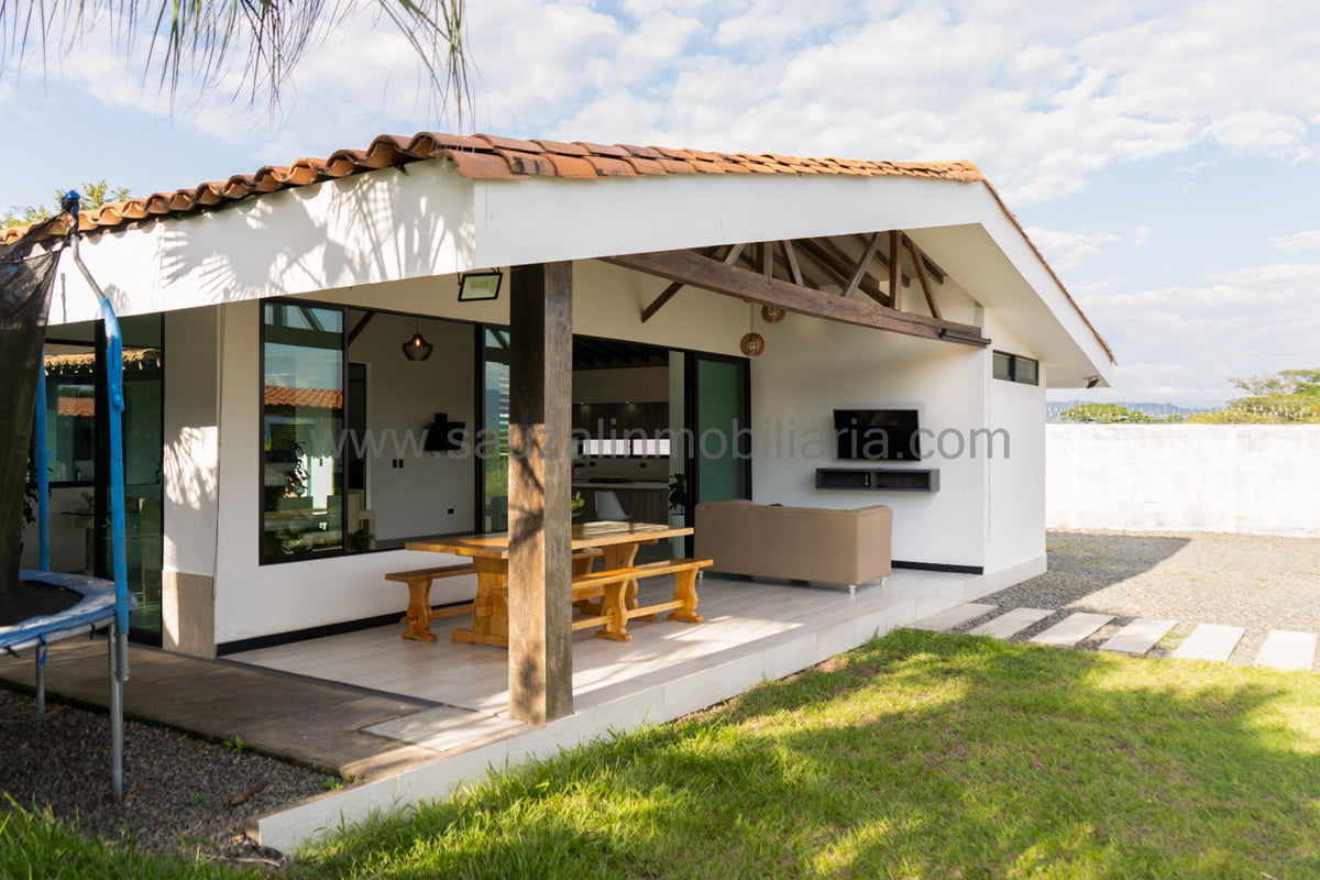 Casa Campestre en el Condominio Los Cerros, Cartago