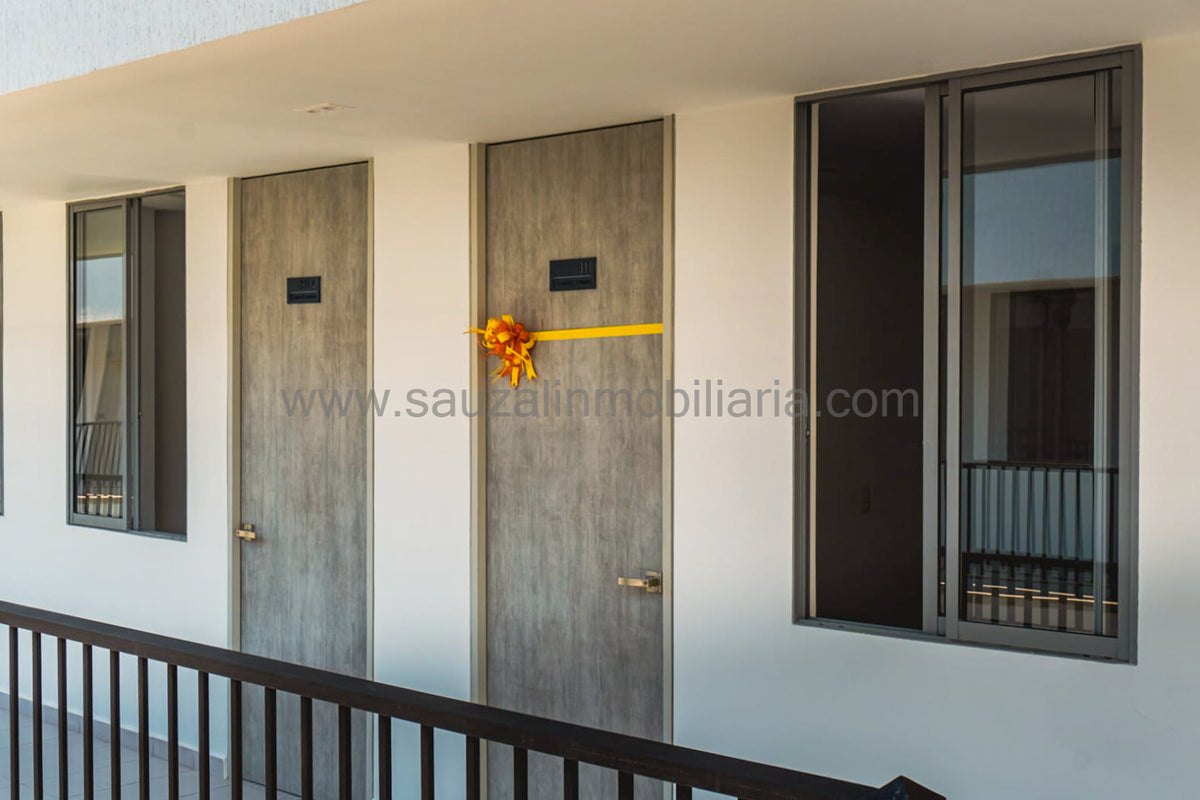 Apartamento y Oficina en Santafé Springs