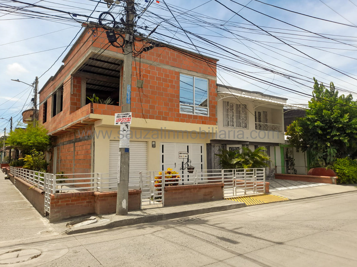 Local Comercial en el Barrio El Trébol