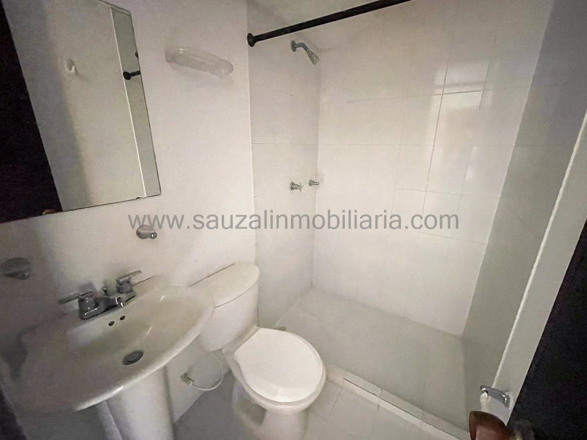 Apartamento en Jardines de Santa María