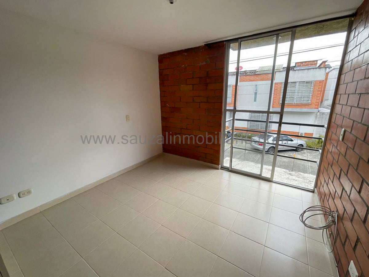Apartamento en Jardines de Santa María