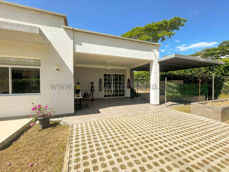 Casa en el Condominio Los Cerros, Cartago