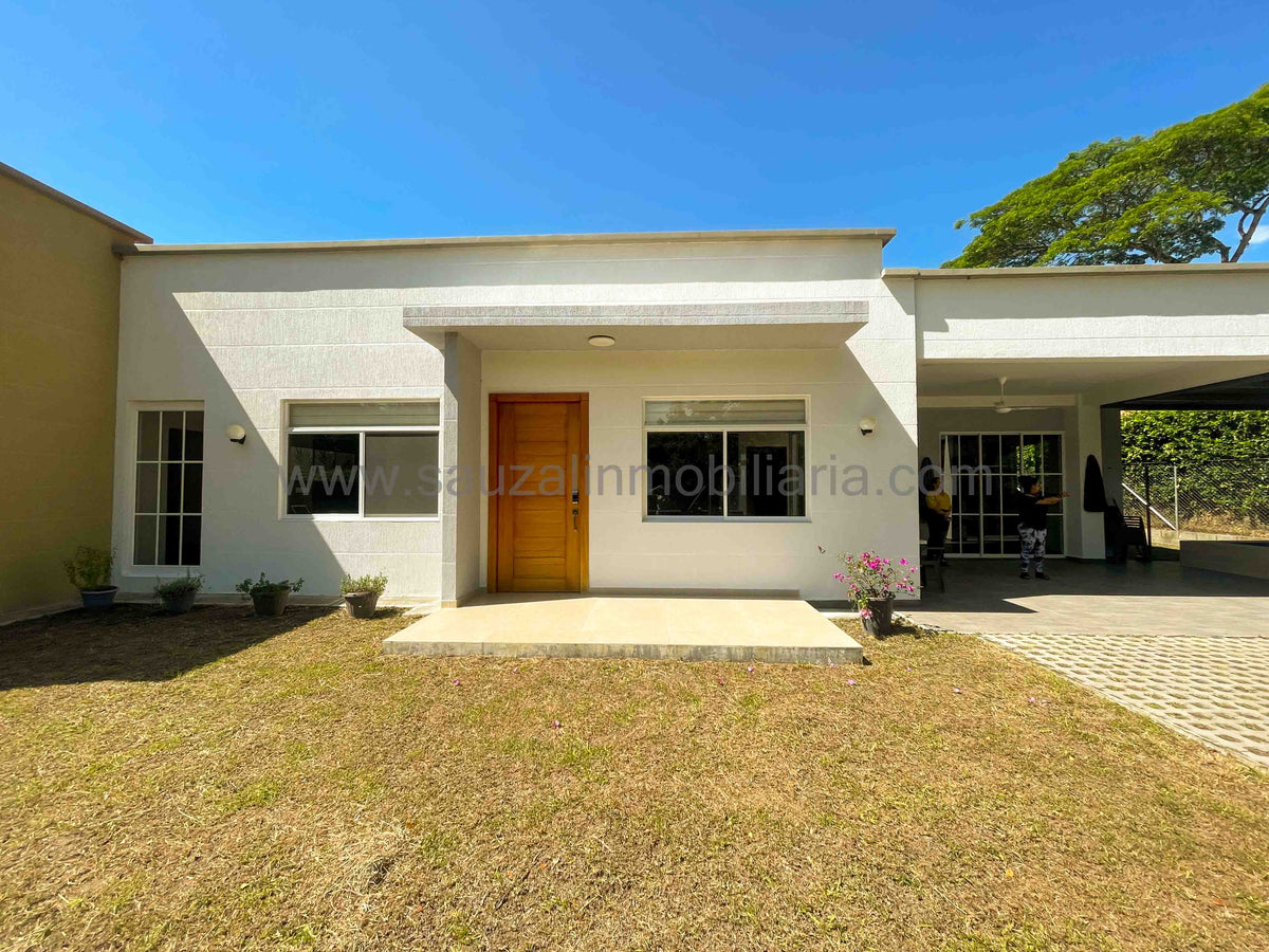 Casa en el Condominio Los Cerros, Cartago