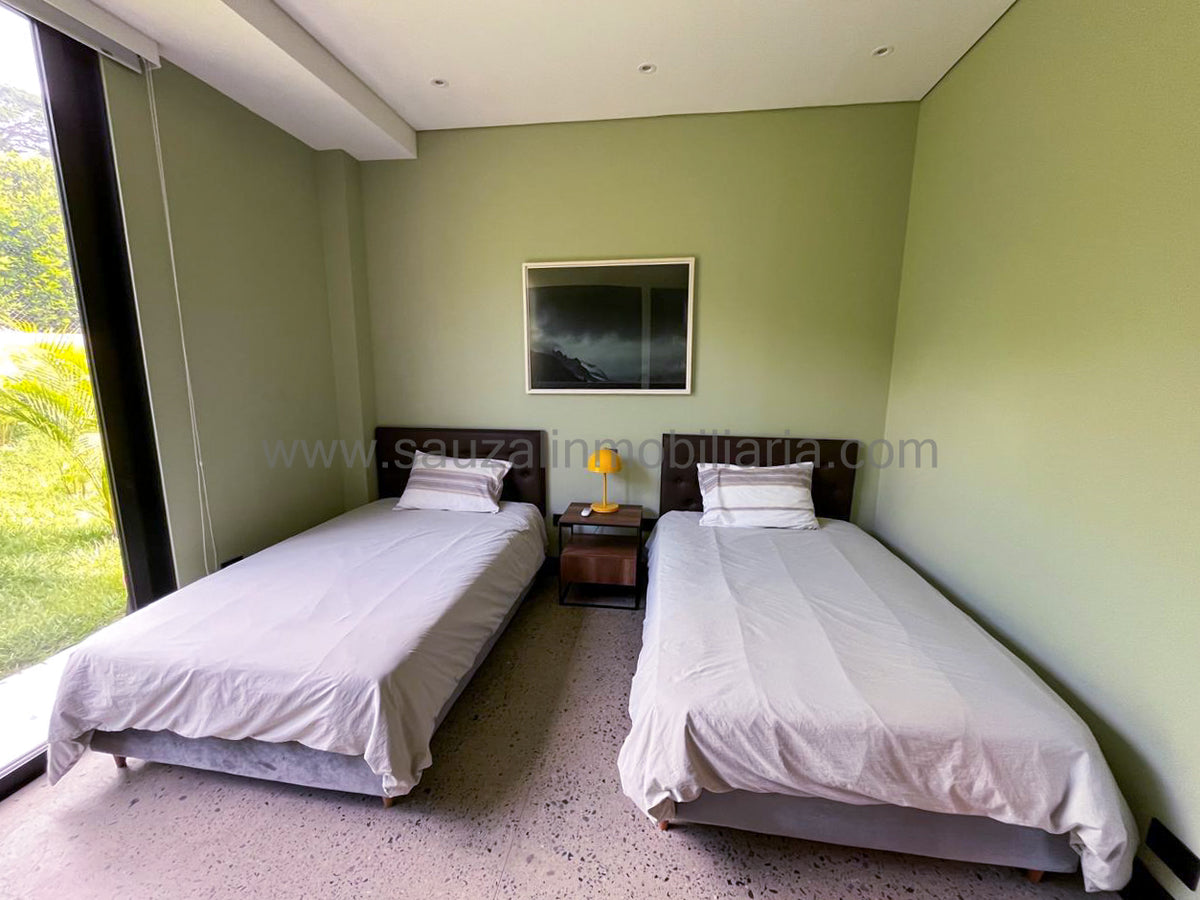 Casa Campestre en el Condominio El Cortijo, Cerritos