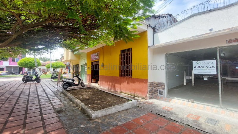 Local Comercial en el Barrio Collarejo