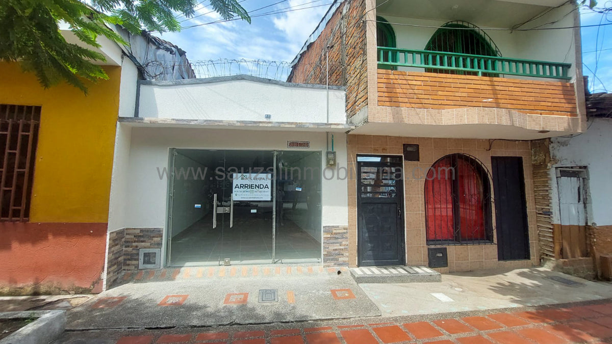 Local Comercial en el Barrio Collarejo