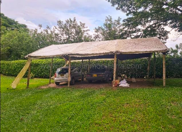 Casa Campestre Vía Santa Ana, Frente al Batallón