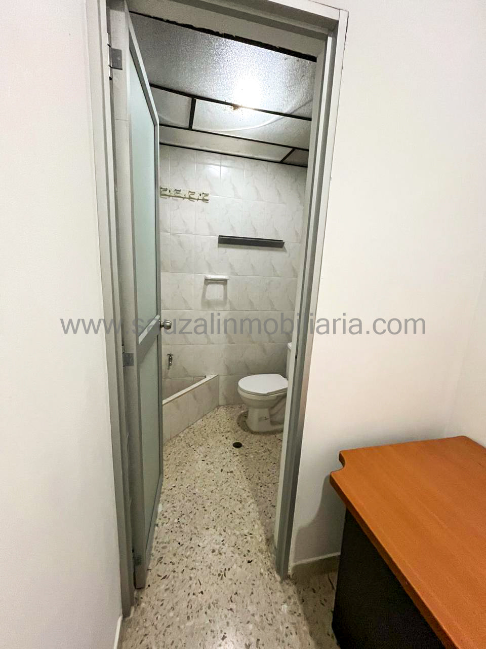 Local Comercial en el Centro Comercial Santa Lucía