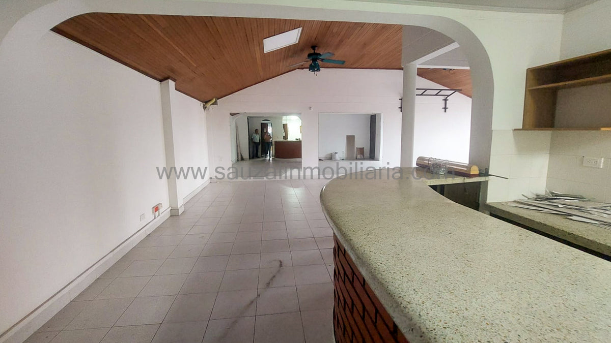 Local Comercial en el Barrio San Nicolás