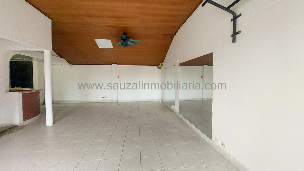 Local Comercial en el Barrio San Nicolás