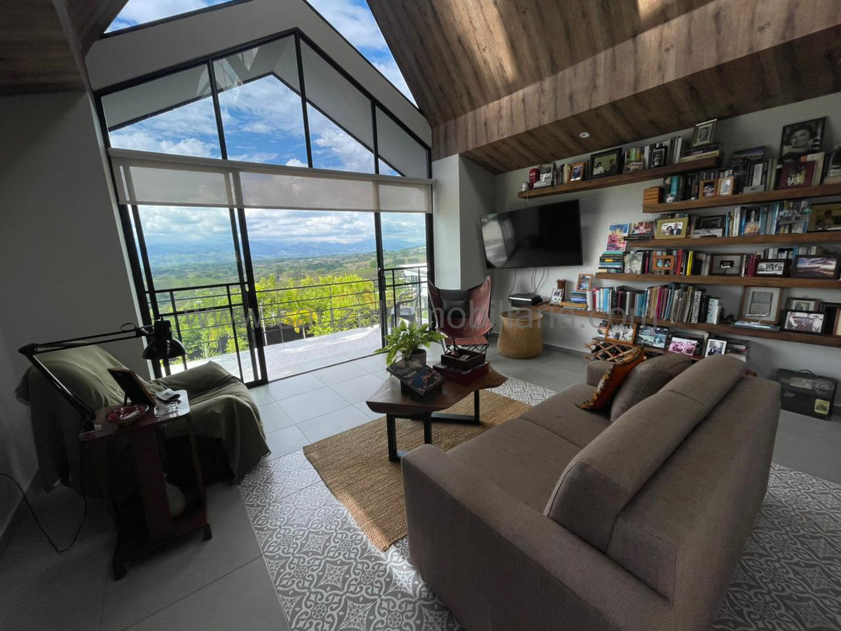 Casa Campestre en el Condominio Lagos del Cortijo