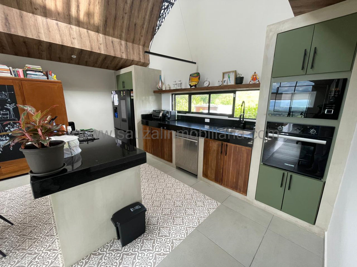 Casa Campestre en el Condominio Lagos del Cortijo