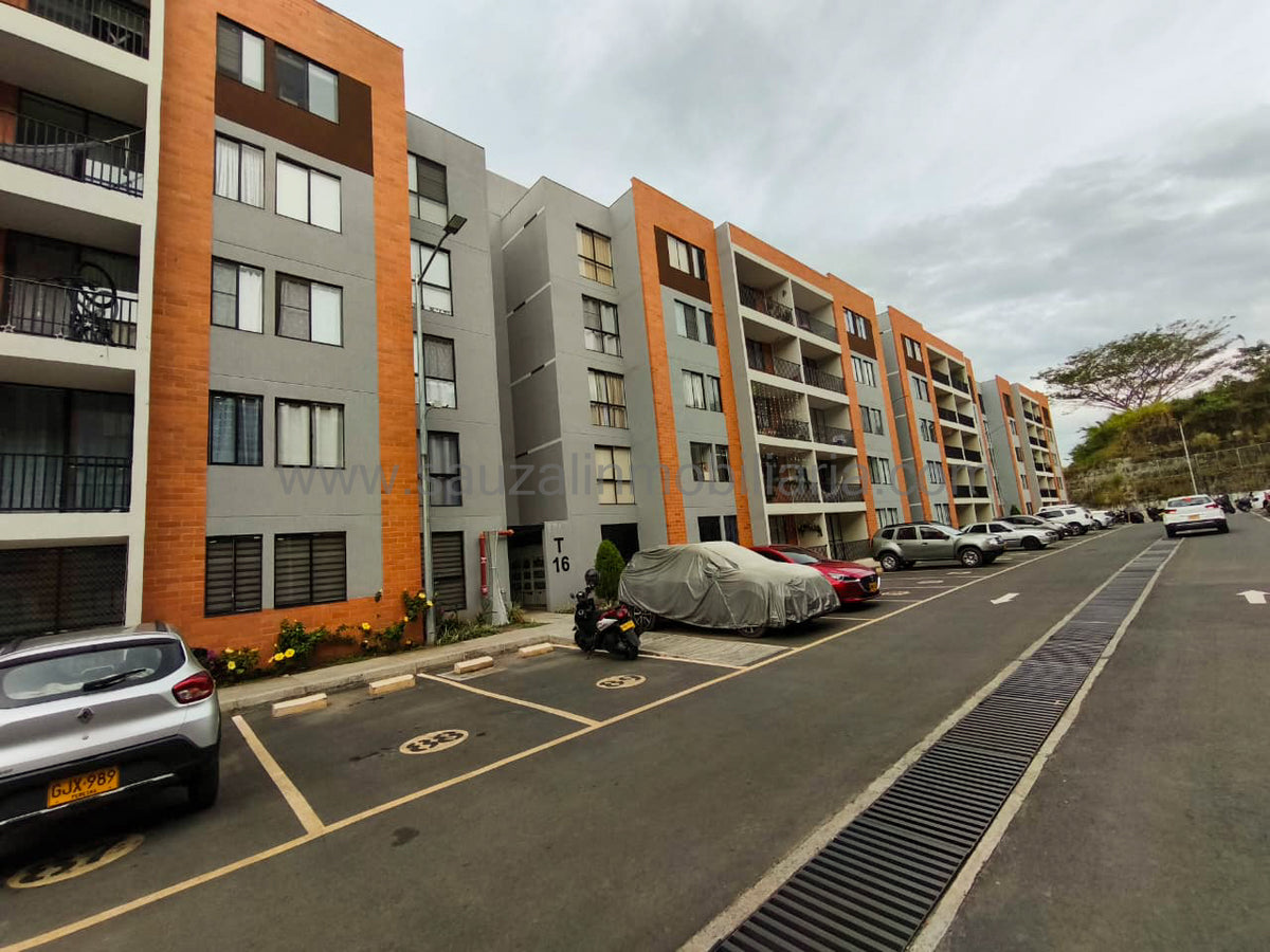 Apartamento en el Conjunto Allegro