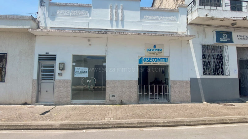 Local Comercial en el Barrio El Carmen