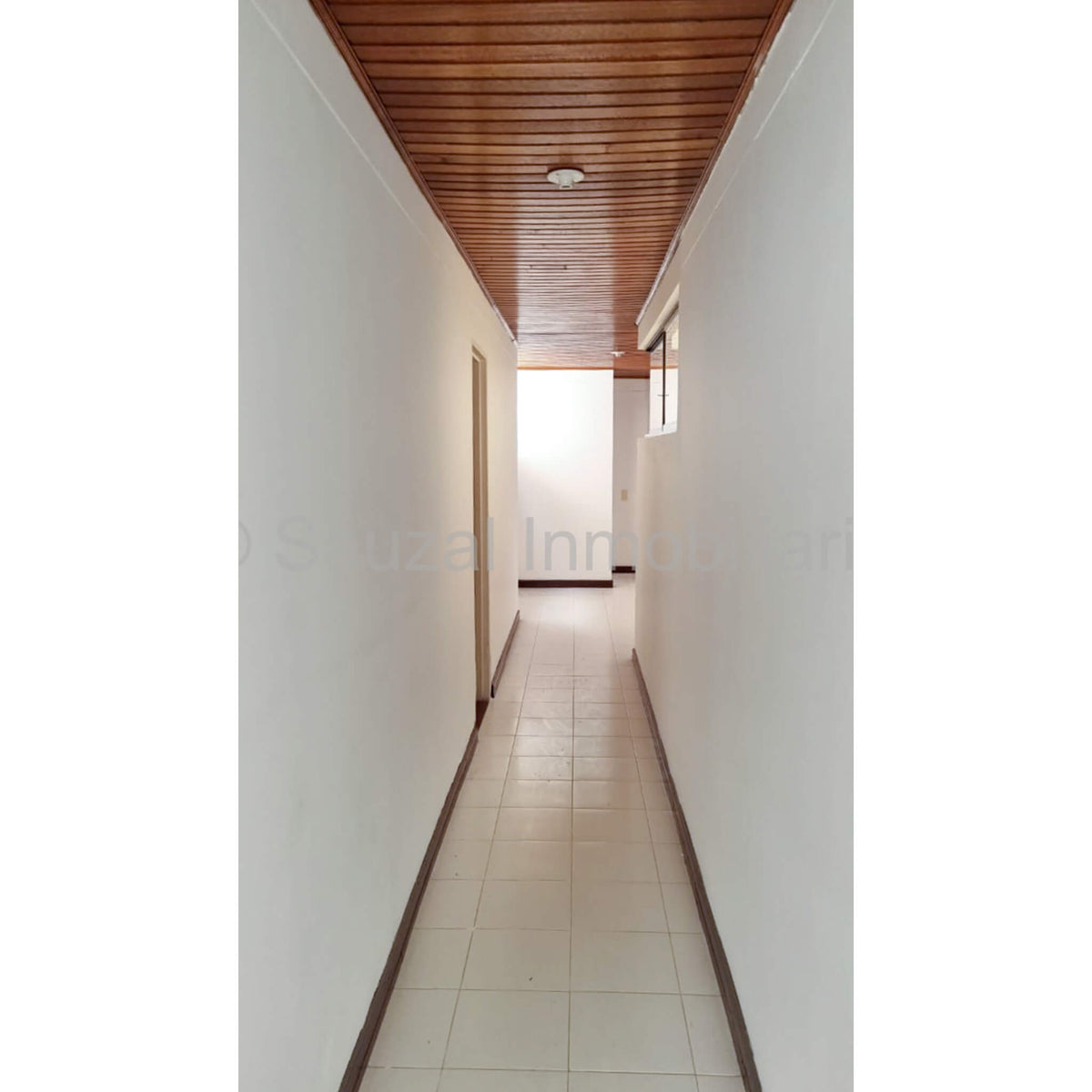 Apartamento en el Conjunto Flamingos Club, Segundo Piso