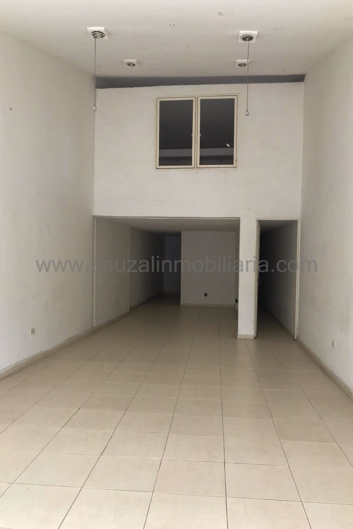 Local Comercial en el Barrio El Llano