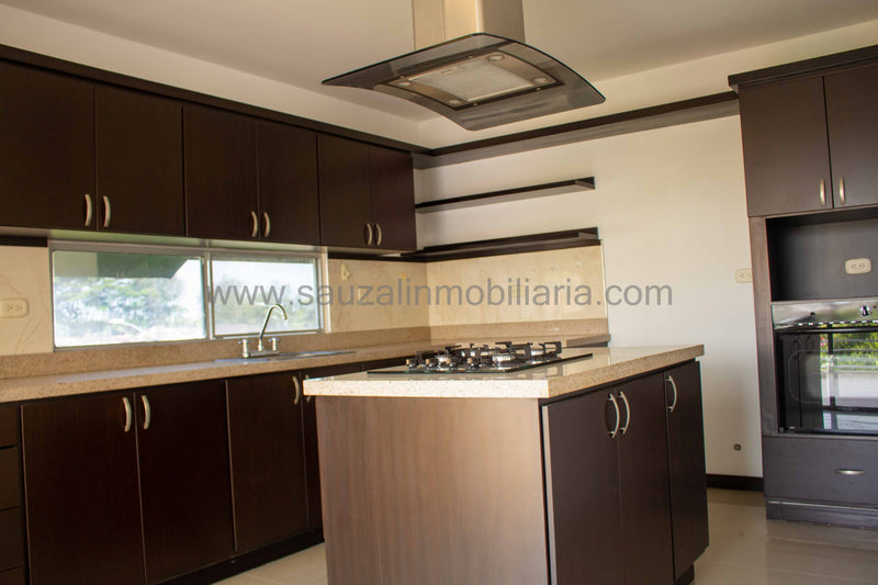 Exclusivo Penthouse en Conjunto Residencial