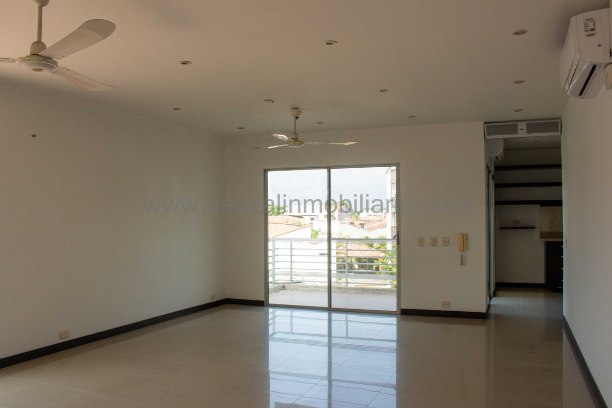 Exclusivo Penthouse en Conjunto Residencial