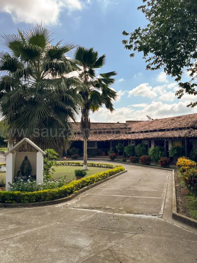 Finca La Manuela, a Pocos Minutos de la Ciudad de Cartago