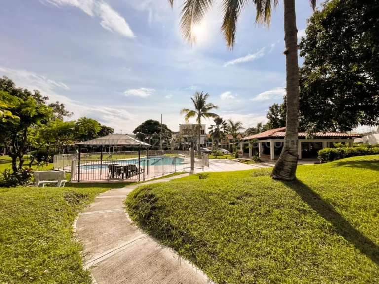 Casa en el Condominio Los Lagos