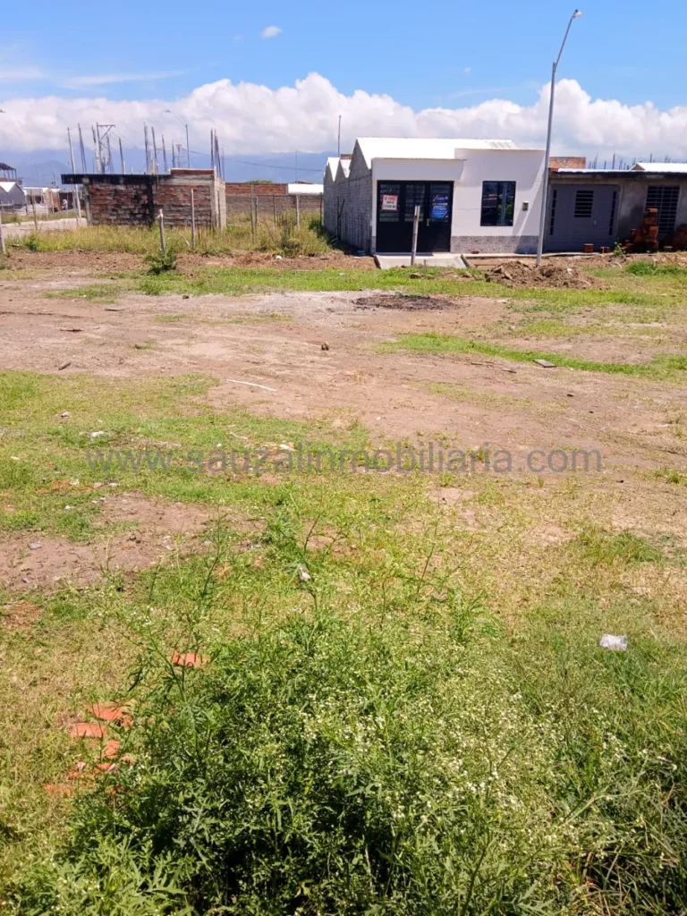 Lote en Altos de la Cabaña