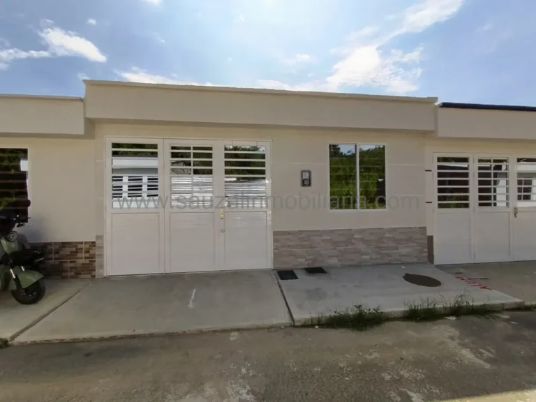 Casa en la Urbanización Nueva Cartago